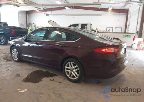 2013 Ford Fusion Se z USA, uszkodzony, nr VIN 3FA6P0H72DR102399